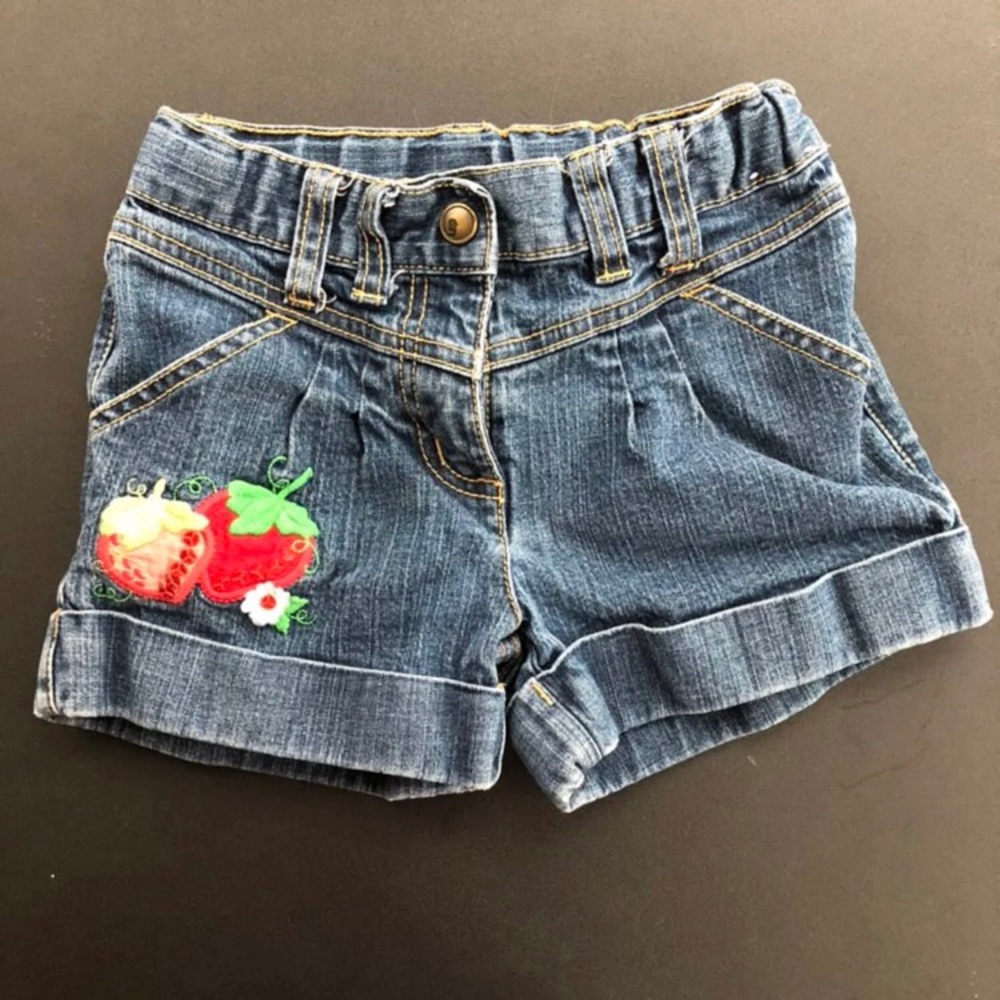 Gymboree Strawberry Farm Collection Shorts size 5